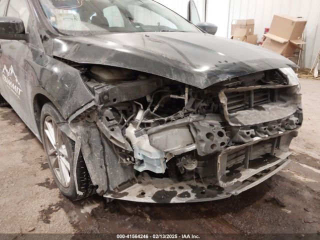 1FADP3K28JL315969 Ford FOCUS SE