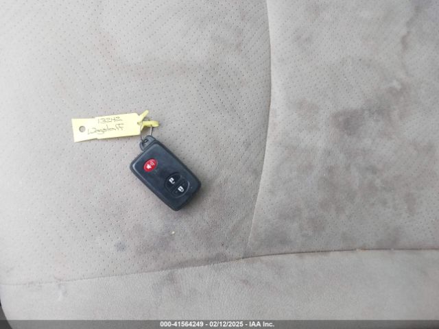 JTDKN3DU1F1996520 Toyota Prius