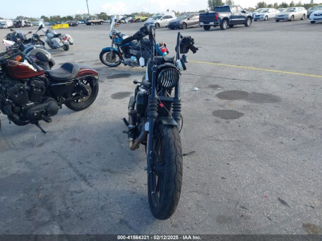 2021 HARLEY-DAVIDSON XL883 1HD4LE21XMB419607 Photo 4