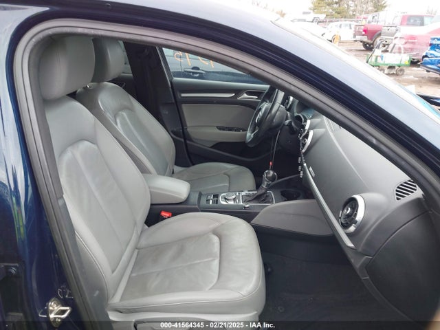2017 AUDI A3 WAUAUGFF0H1058724 Photo 4