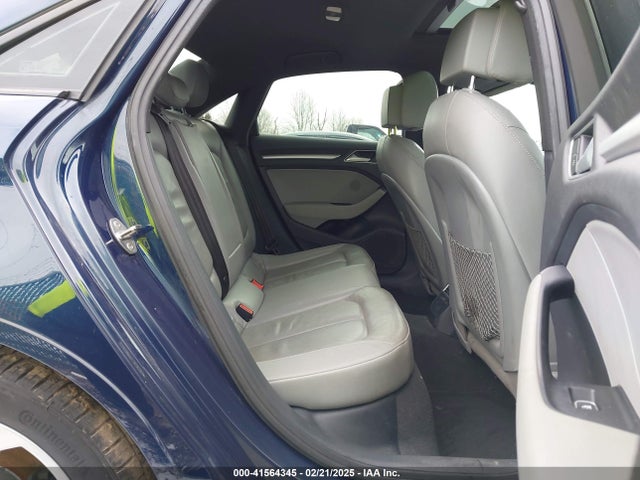 2017 AUDI A3 WAUAUGFF0H1058724 Photo 7