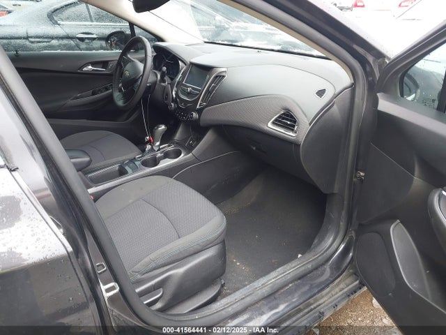 1G1BE5SMXH7190196 Chevrolet Cruze Lt Auto