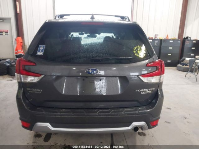 JF2SKAXC8MH500831 Subaru Forester Touring