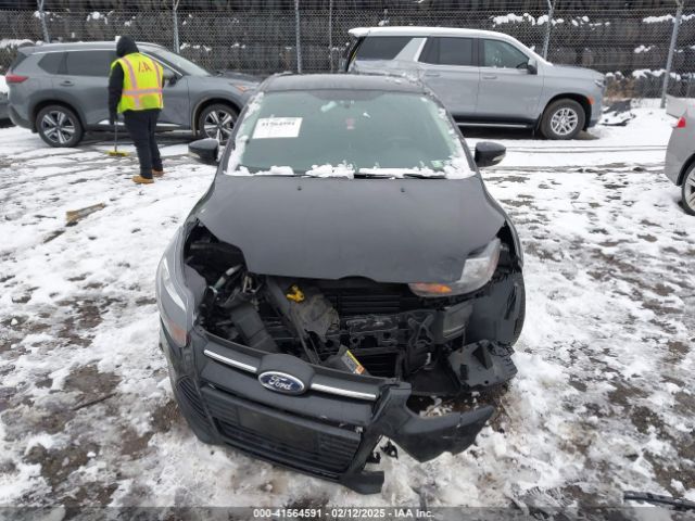 1FADP3K24EL243464 Ford FOCUS SE