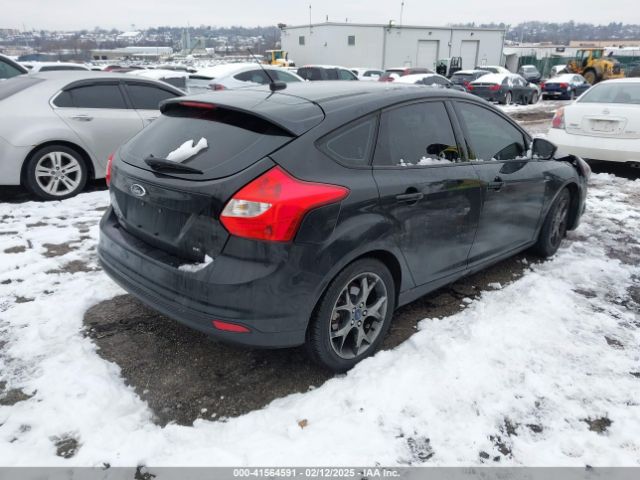 1FADP3K24EL243464 Ford FOCUS SE