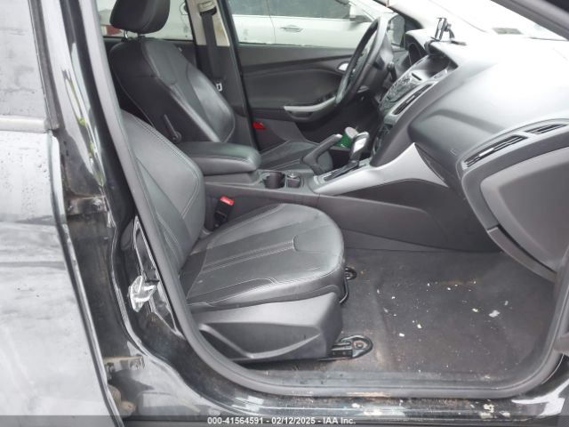 1FADP3K24EL243464 Ford FOCUS SE