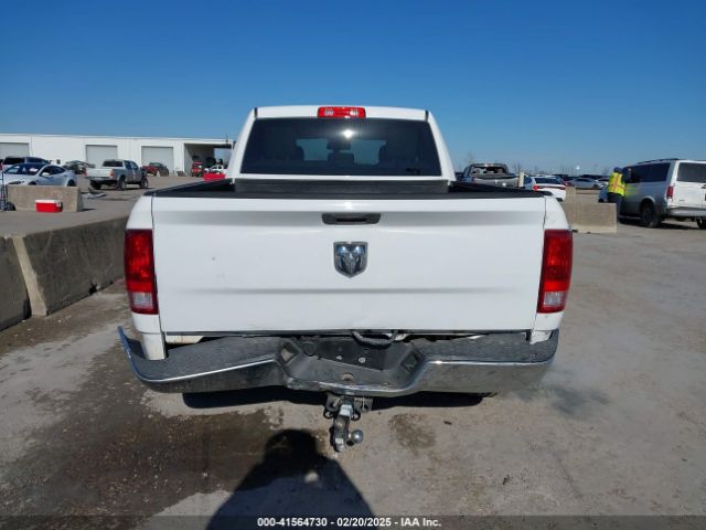 1C6RR6FT6KS699876 RAM 1500 Classic Tradesman  4x2 6'4 Box