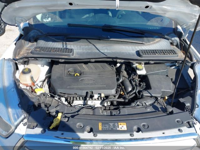 1FMCU9GD3HUD52181 Ford ESCAPE SE
