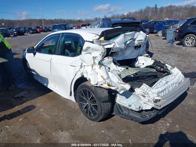 Toyota CAMRY SE 2021 4T1G11AK3MU413087 Image 3