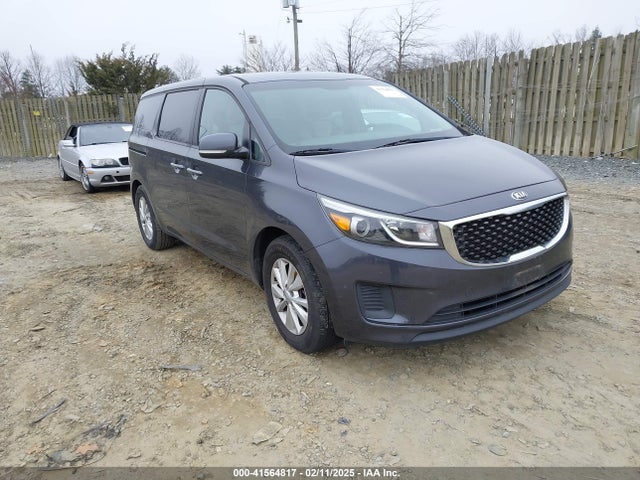 KIA SEDONA LX 2017 KNDMB5C15H6232860 Image 1