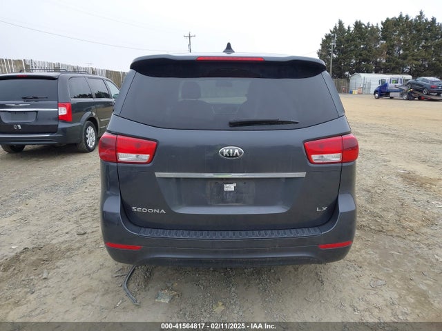 KIA SEDONA LX 2017 KNDMB5C15H6232860 Image 16