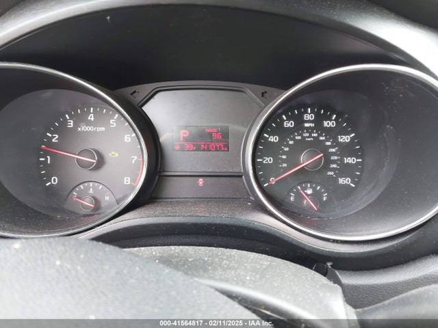 KIA SEDONA LX 2017 KNDMB5C15H6232860 Image 7
