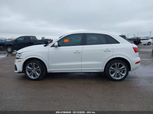 WA1JCCFS7HR002948 Audi Q3 2.0t Premium