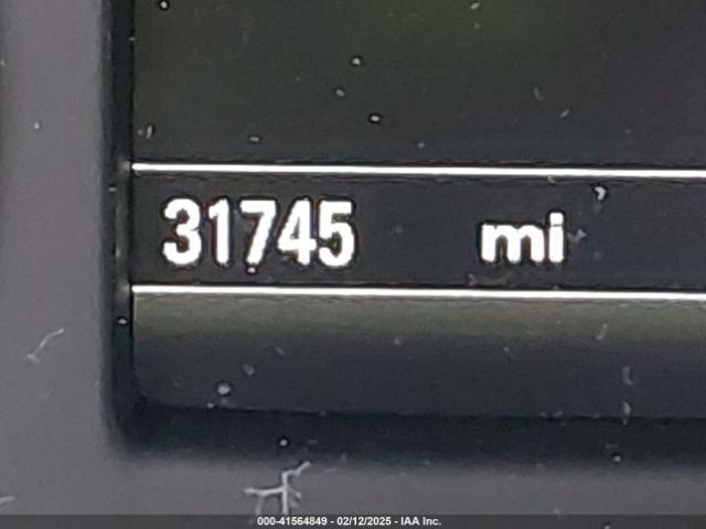 WA1JCCFS7HR002948 Audi Q3 2.0t Premium