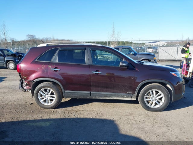KIA SORENTO LX 2014 5XYKTCA62EG456300 Image 13
