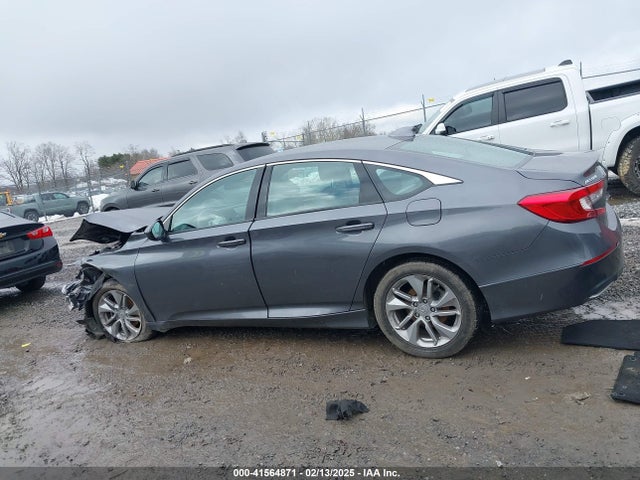 Honda ACCORD LX 2018 1HGCV1F1XJA015395 Image 15