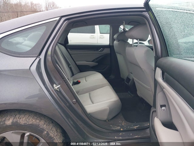 Honda ACCORD LX 2018 1HGCV1F1XJA015395 Image 8