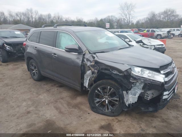 5TDBZRFH0JS891423 Toyota Highlander Le