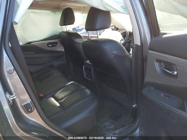 5N1AZ2MH8HN100444 Nissan MURANO SL
