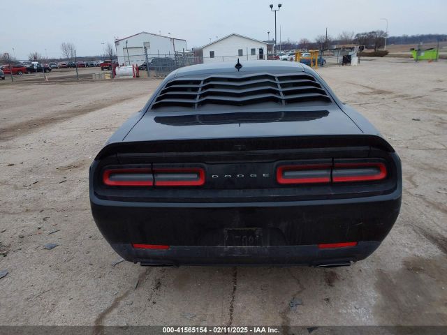 2C3CDZBT1FH708621 Dodge Challenger R/t Plus