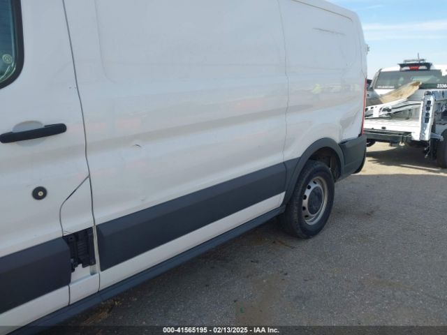 1FTYE1ZMXJKA34114 Ford Transit-150