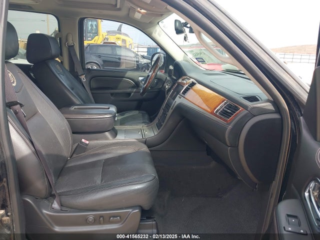 2012 CADILLAC ESCALADE ESV 1GYS4KEF9CR134747 Photo 4