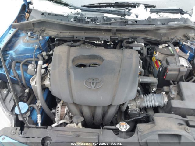 3MYDLBYV6KY528625 Toyota YARIS L