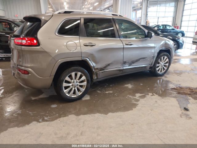 1C4PJLJS6GW338975 Jeep Cherokee Overland