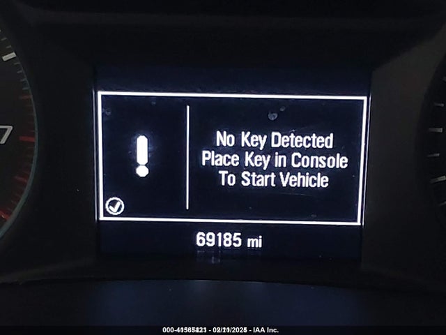 1G1ZD5ST2NF145070 Chevrolet Malibu Fwd Lt