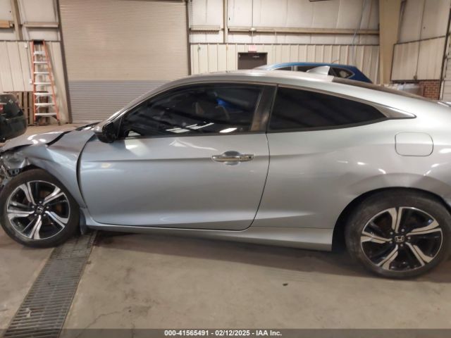 2HGFC3B9XGH358017 Honda Civic Touring