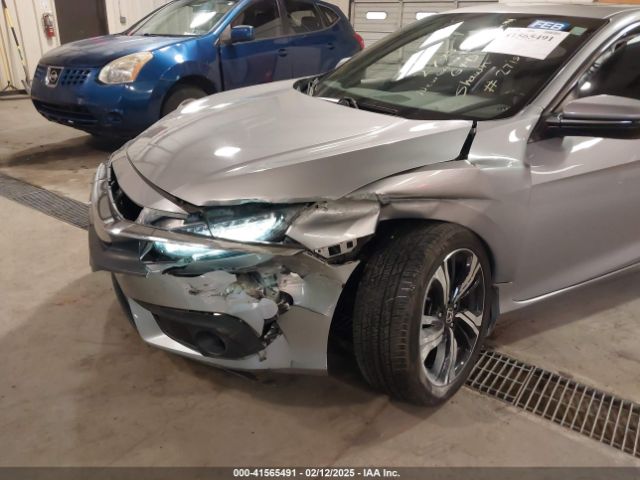 2HGFC3B9XGH358017 Honda Civic Touring