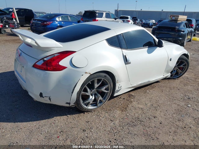 JN1AZ4EH8GM932386 Nissan 370z Sport