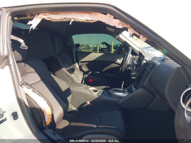 JN1AZ4EH8GM932386 Nissan 370z Sport
