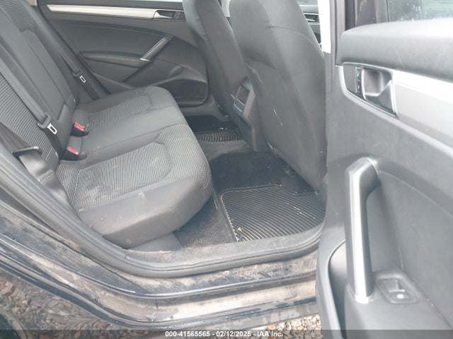 Aukcja sprzedaży 2017 Volkswagen Passat 1.8t S, vin: 1VWAT7A32HC073214, numer aukcji: 41565565
