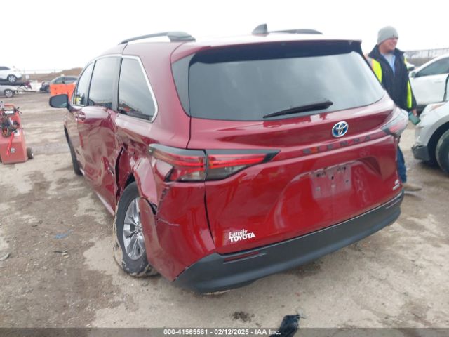 5TDKRKEC5MS025881 Toyota SIENNA LE