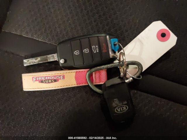 5XXGT4L33HG148897 KIA Optima Lx