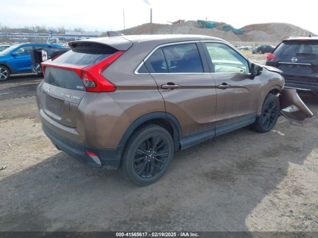 2018 MITSUBISHI ECLIPSE CROSS JA4AT4AA2JZ061576 Photo 3