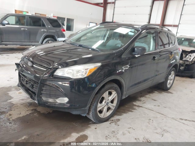 1FMCU9GX2GUC69673 Ford ESCAPE SE