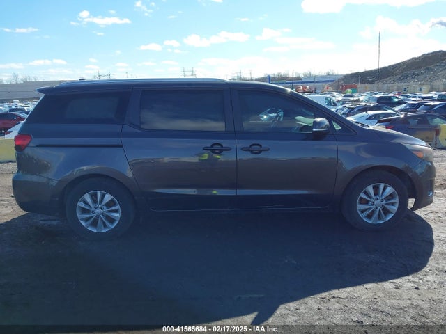 KIA SEDONA LX 2017 KNDMB5C10H6331991 Image 13