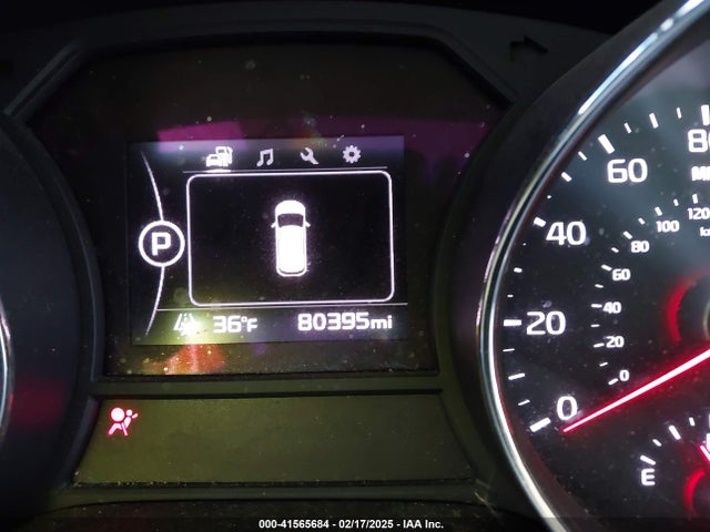KIA SEDONA LX 2017 KNDMB5C10H6331991 Image 15