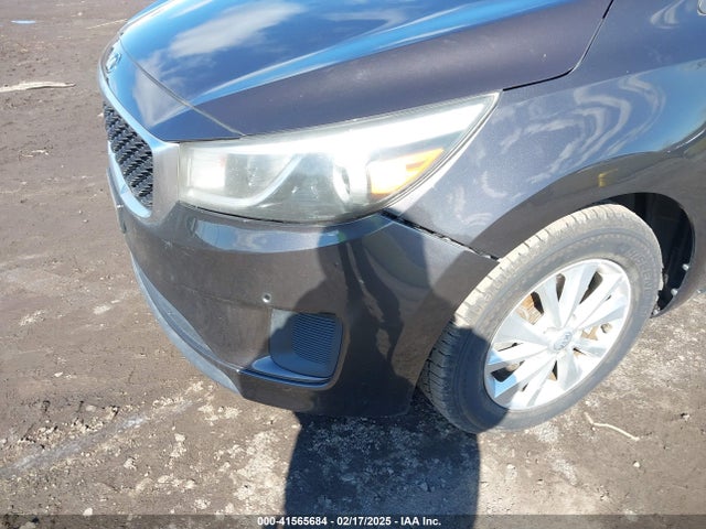 KIA SEDONA LX 2017 KNDMB5C10H6331991 Image 19