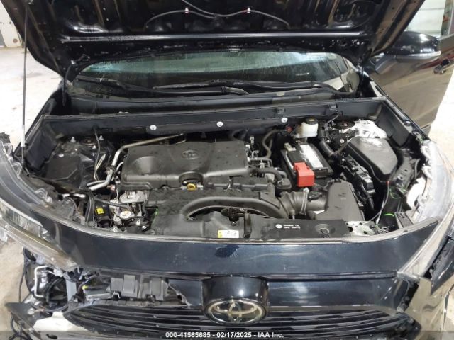 2T3P1RFV8KW070475 Toyota Rav4 Xle