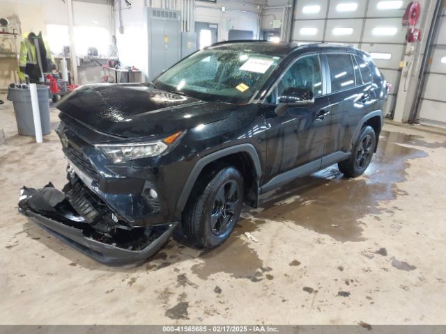 2T3P1RFV8KW070475 Toyota Rav4 Xle