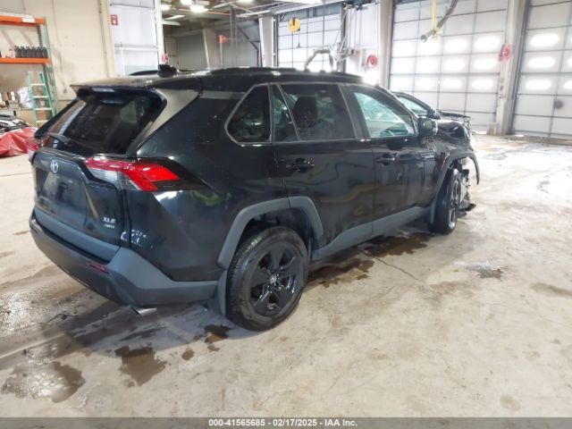 2T3P1RFV8KW070475 Toyota Rav4 Xle