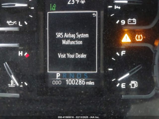 5TFDY5F15JX767746 Toyota Tundra Sr5 5.7l V8