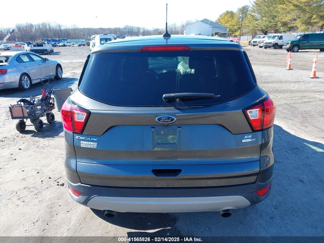 1FMCU9GD0KUA57966 Ford ESCAPE SE