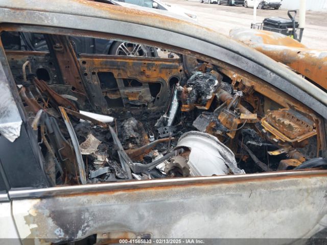 2012 MITSUBISHI GALANT 4A32B3FF7CE018631 Photo 4