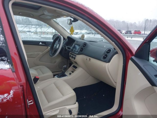 WVGBV7AX6GW058163 Volkswagen TIGUAN SE