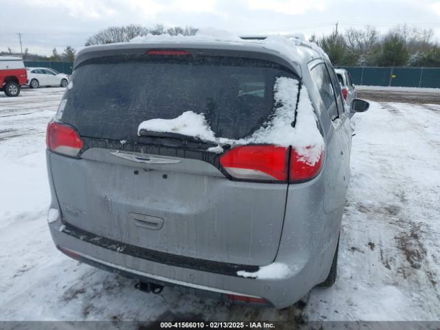 2017 CHRYSLER PACIFICA 2C4RC1EG3HR500567 Photo 3