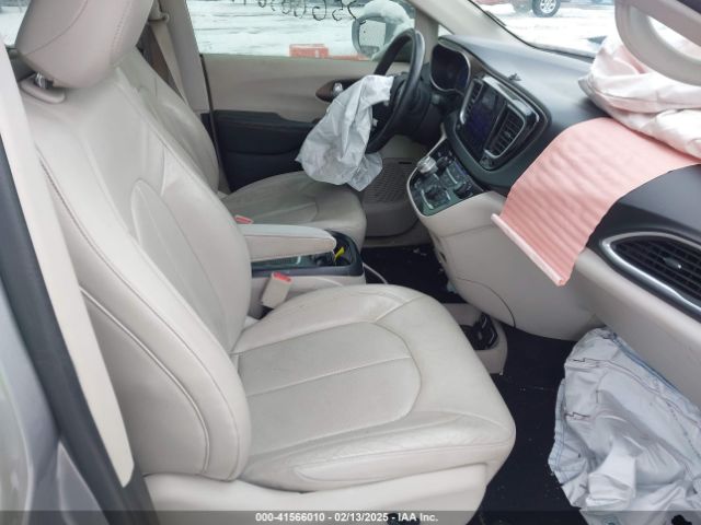 2017 CHRYSLER PACIFICA 2C4RC1EG3HR500567 Photo 4